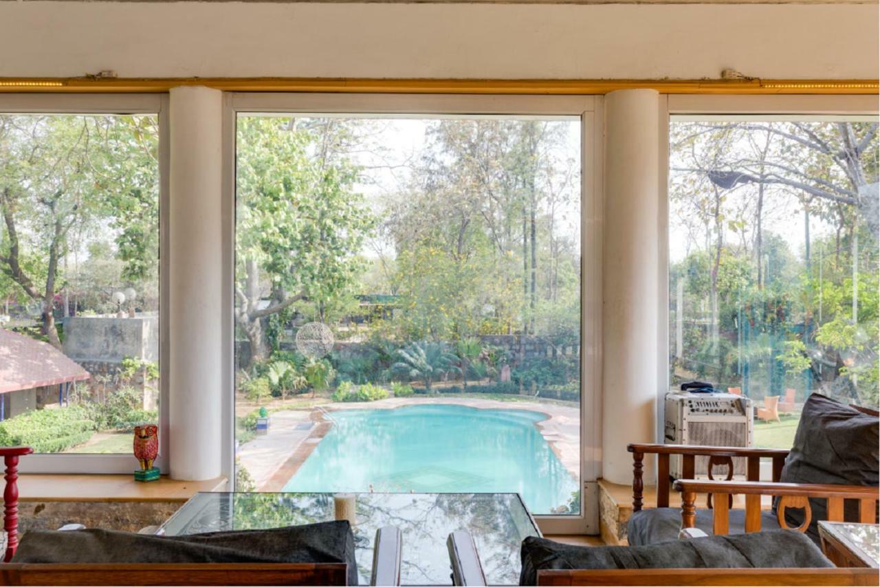 Hostie Ramsabagh - 4 Bedroom Artistic Farm Villa, Delhi New Delhi